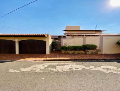 Casa para Venda, em Assis, bairro VILA ADILETA, 2 dormit�rios, 2 su�tes, 4 vagas