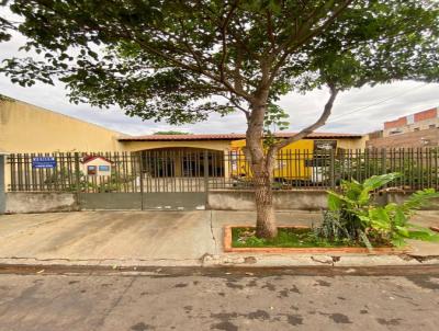 Casa para Venda, em Assis, bairro Vila Nova Santana, 3 dormit�rios, 2 banheiros, 1 su�te, 4 vagas