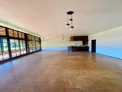 Casa para Venda, em Assis, bairro Centro, 4 dormit�rios, 2 banheiros, 2 su�tes, 3 vagas