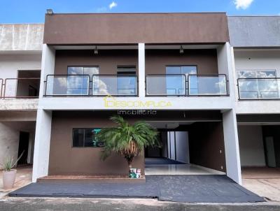 Sobrado para Venda, em Assis, bairro VILA PRUDENCIANA, 4 banheiros, 3 su�tes, 4 vagas