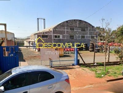 Barrac�o para Venda, em Assis, bairro CDA, 4 banheiros, 30 vagas