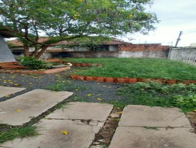 Casa para Loca��o, em Assis, bairro vila central, 3 dormit�rios, 2 banheiros, 1 su�te, 2 vagas